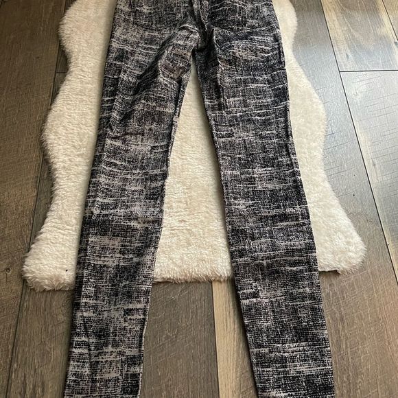 J Brand Super Skinny Velvet Pants 💕 - Picture 7 of 7